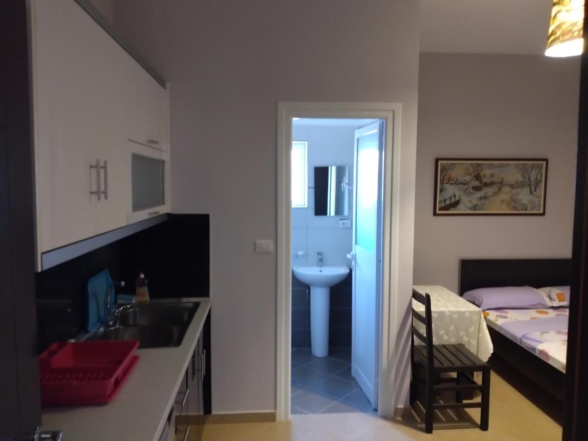 Xuxi Apartments Lukovë 외부 사진
