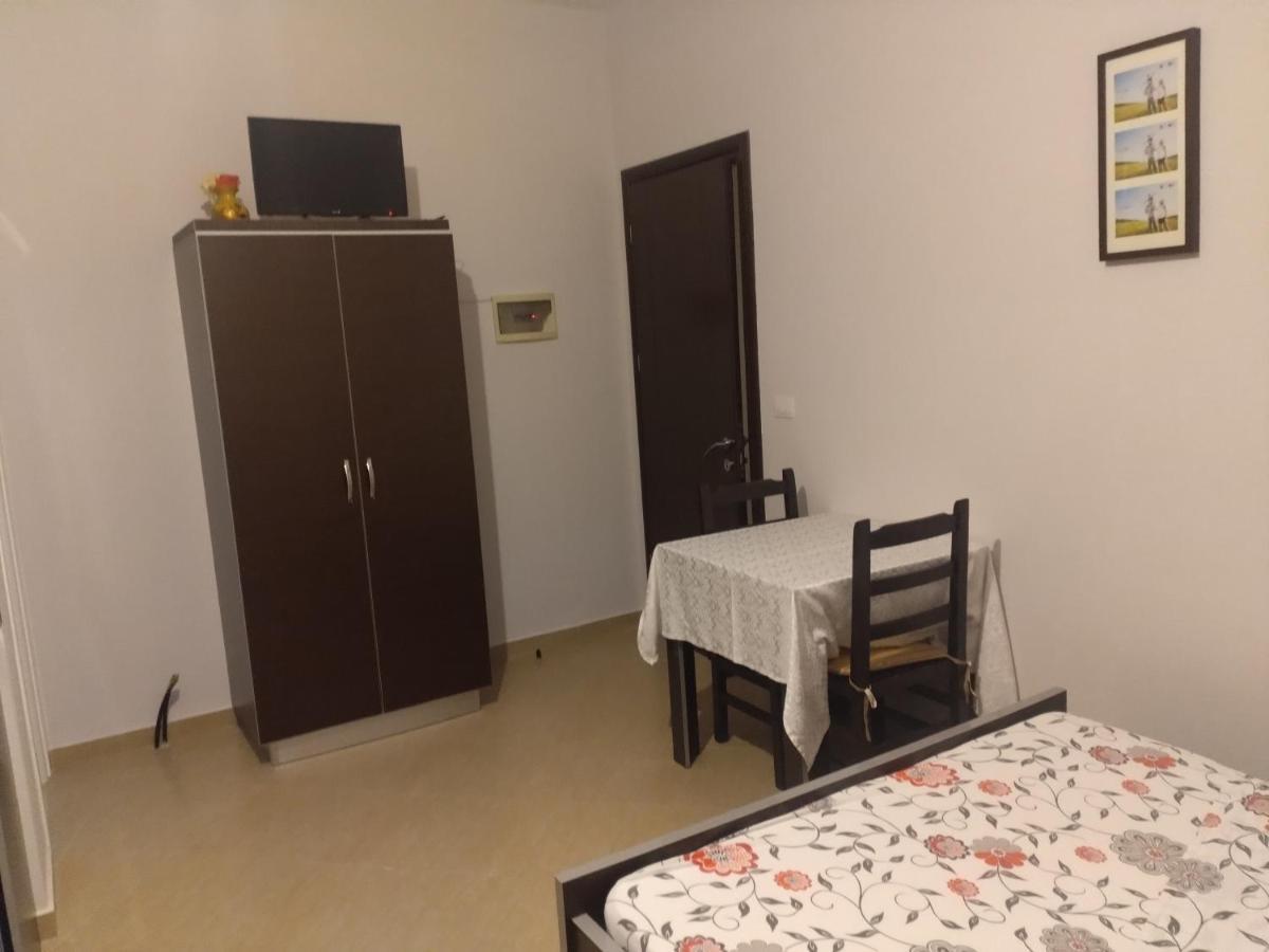 Xuxi Apartments Lukovë 외부 사진