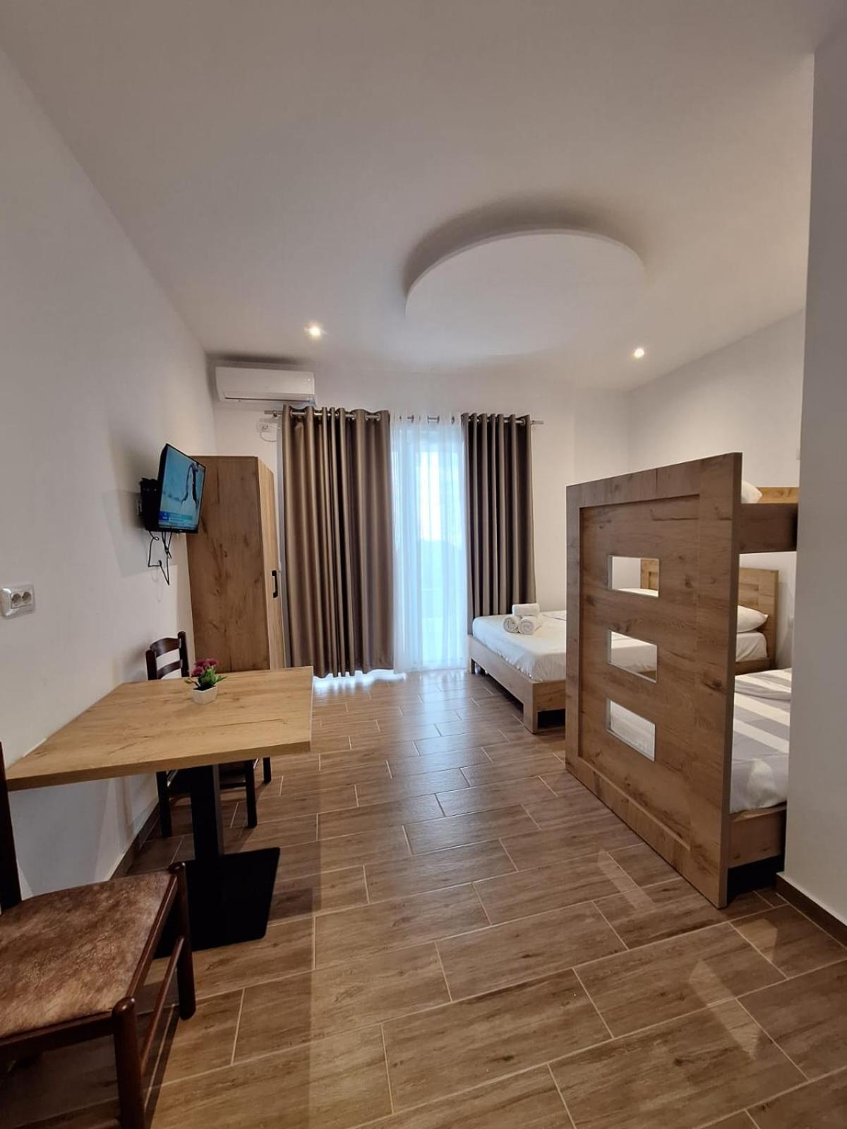 Xuxi Apartments Lukovë 외부 사진