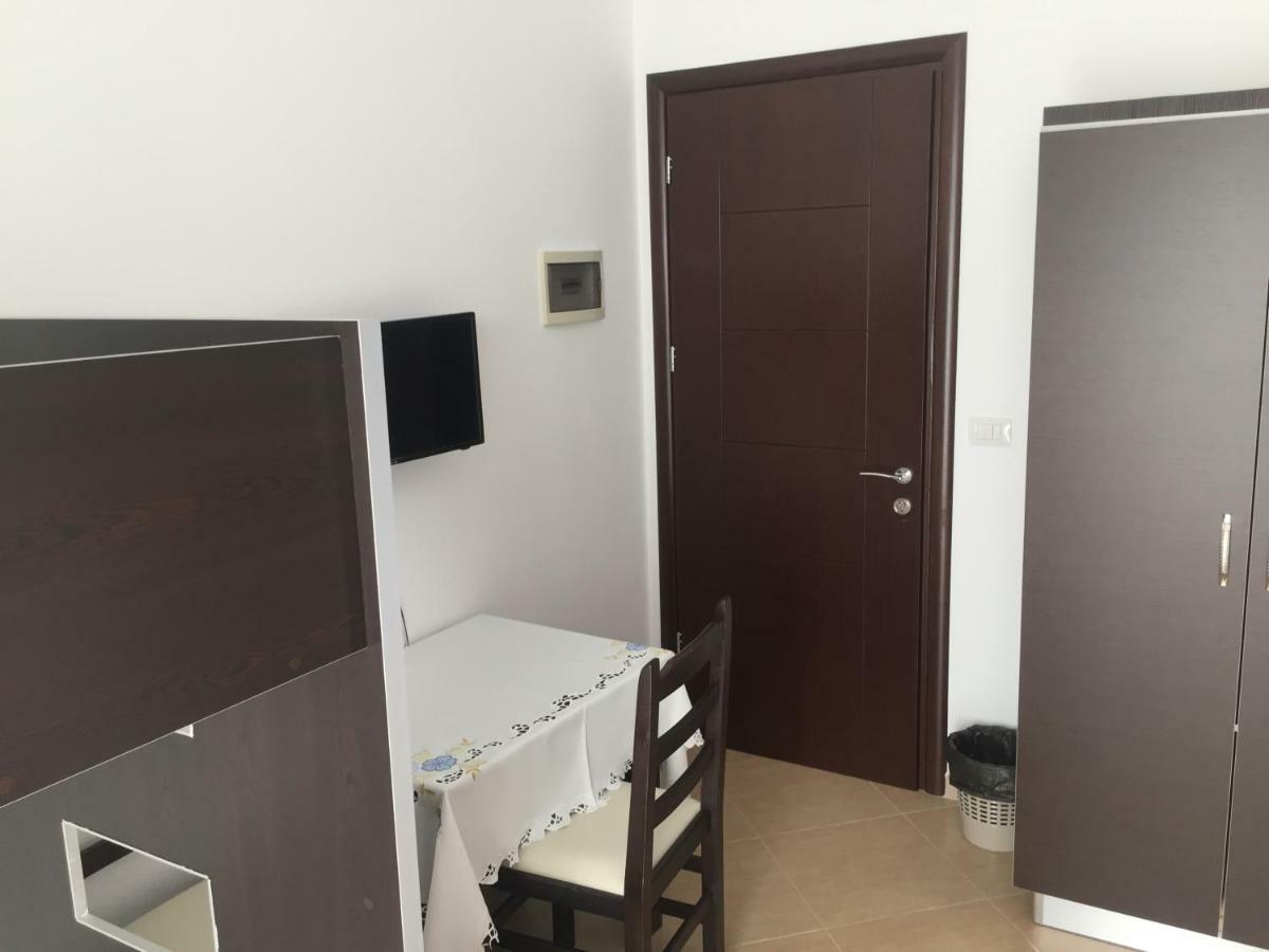Xuxi Apartments Lukovë 외부 사진